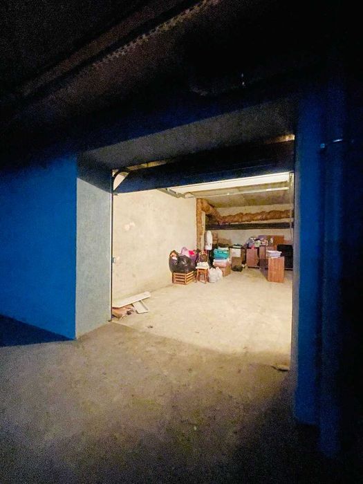 Здається гараж в центрі міста