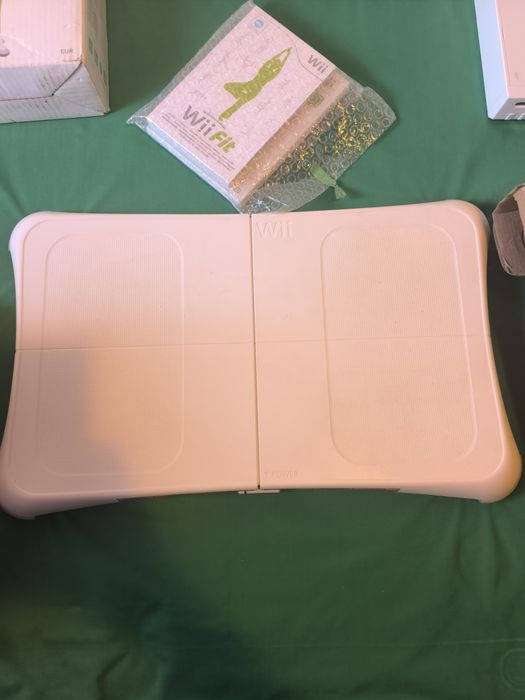 Lote Nintendo Wii ( Compatível com jogos Game Cube )