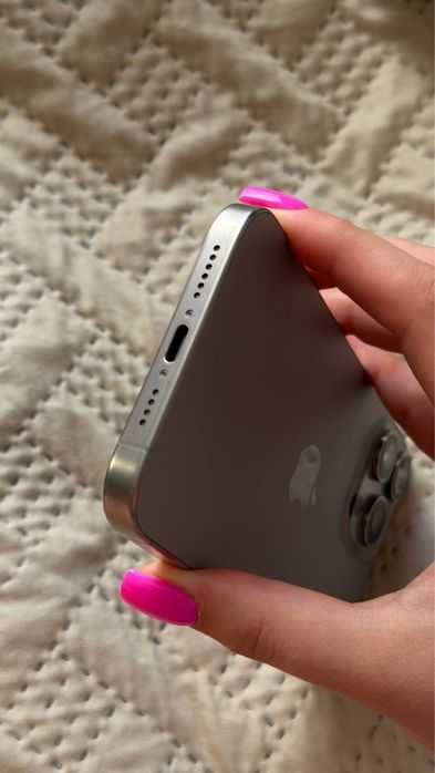 IPhone 15 Pro max 256 Titanium neverlock Apple