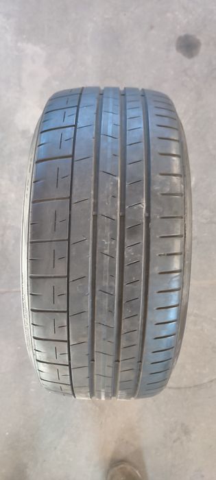 235/35 R19 Pirelli P Zero PZ4 homologacja Audi letnia 1 sztuka