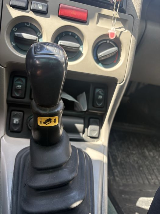 Land Rover Frilender 2.0 TDI honda