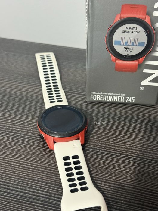 Garmin forerunner 745 GPS