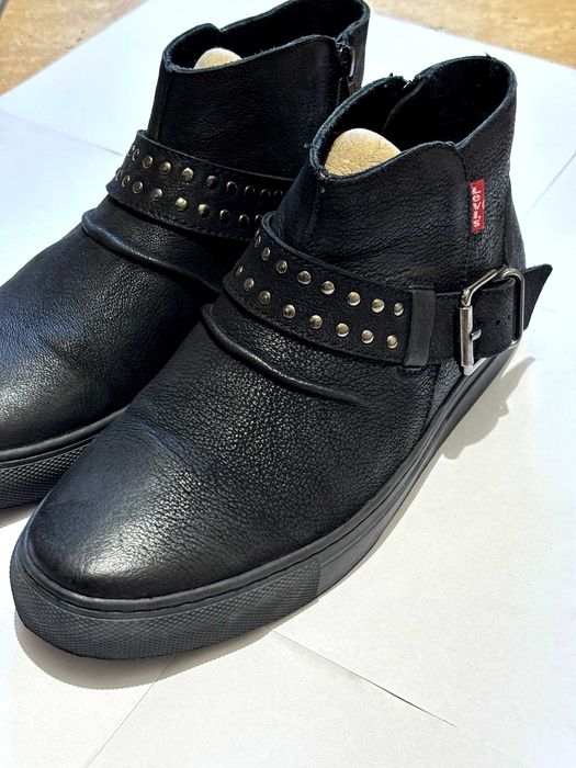 Skórzane buty Levi's, rozmiar 39.