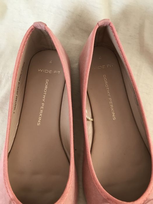 Różowe baleriny Dorothy Perkins