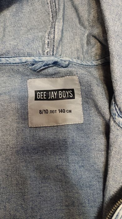 Джинсовка на хлопчика 140р.