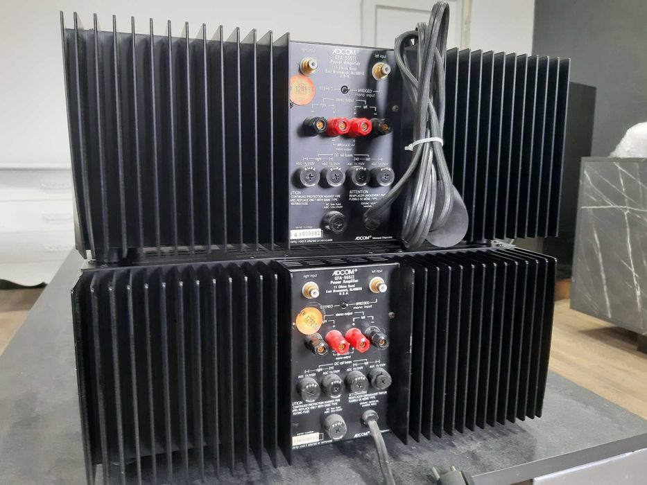 Усилитель ADCOM GFA 555II