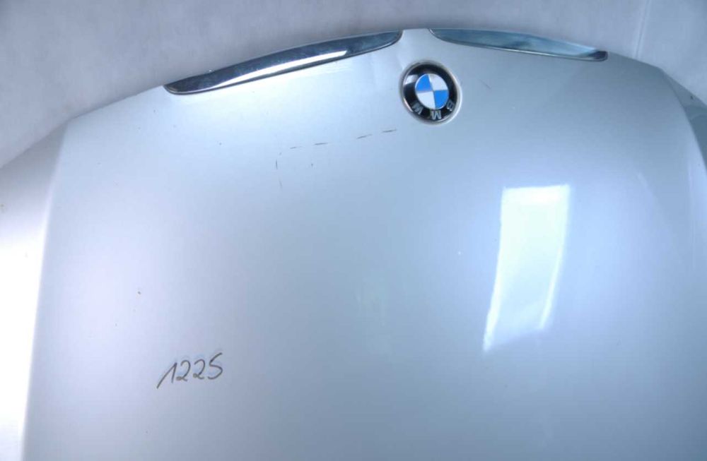 BMW 3 E90 2010 - maska srebrna - nr mag 122S