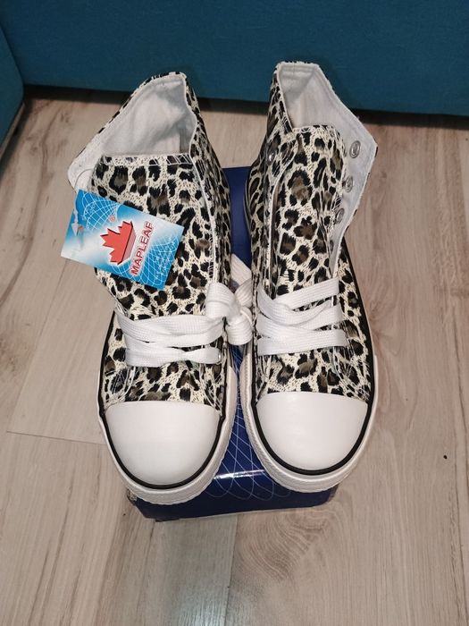 Trampki w panterkę