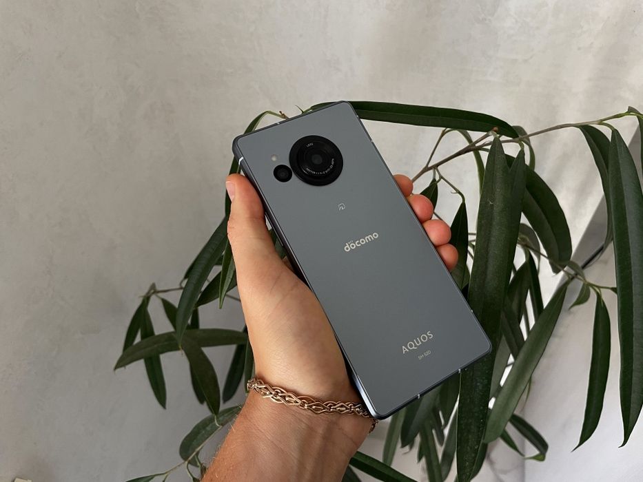 Ігровий смартфон Sharp AQUOS SH-52D - 2sim 8Gen2 6,4"120Гц IP68 NFC