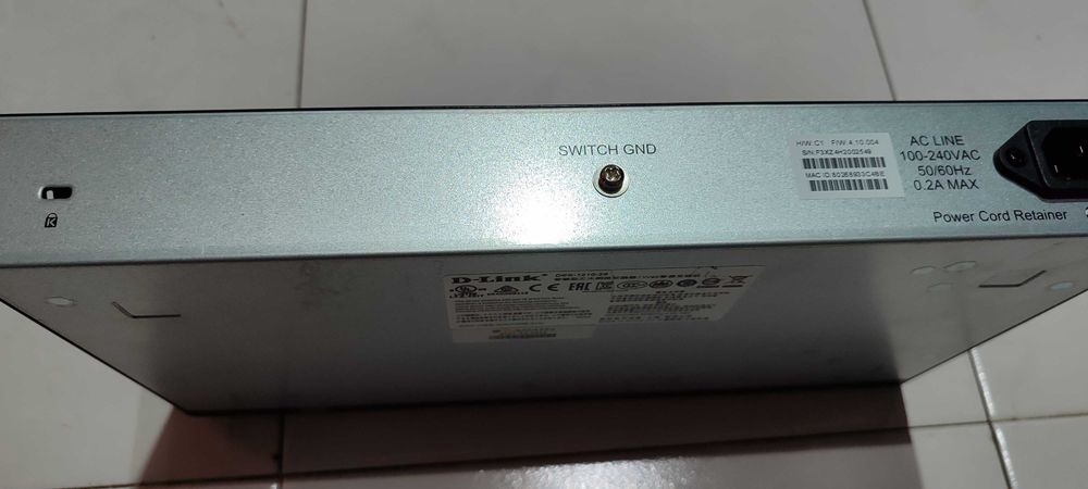 Switch Dlink DES-1210-28