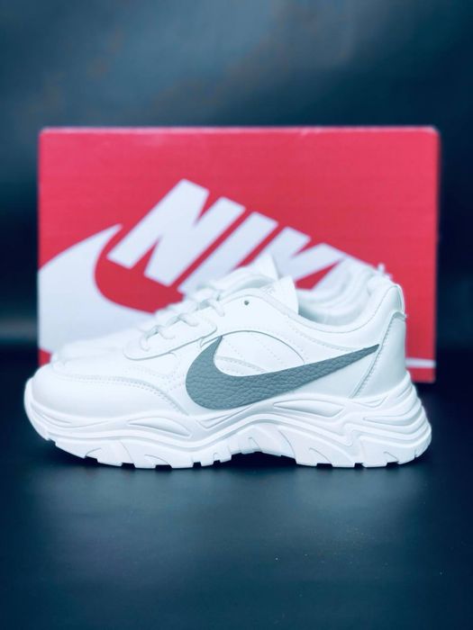 Найки женские летние Спортивные женские кросовки найк Беговые красовки Nike 37 размер Натуральная кожа