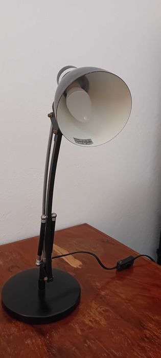 Candeeiro de Leitura Articulado