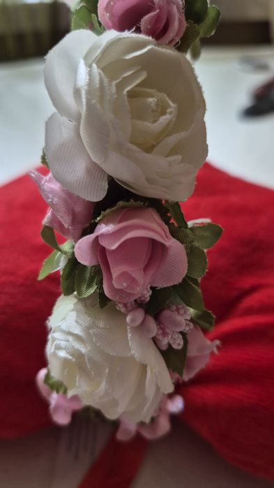 Обруч, венок с цветами