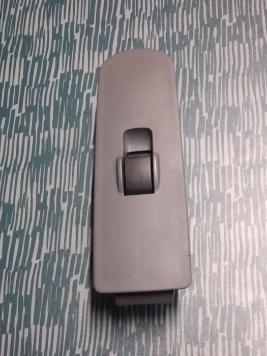 Botões Comando Vidros Mitsubishi Colt Ano 2005 Porta Esquerda e Dirt