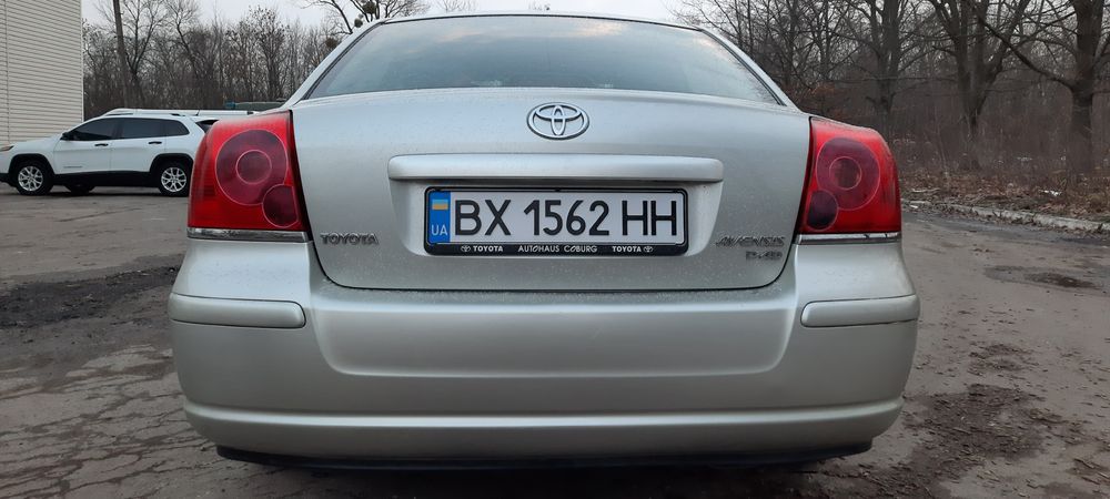 Продам Toyota avensis