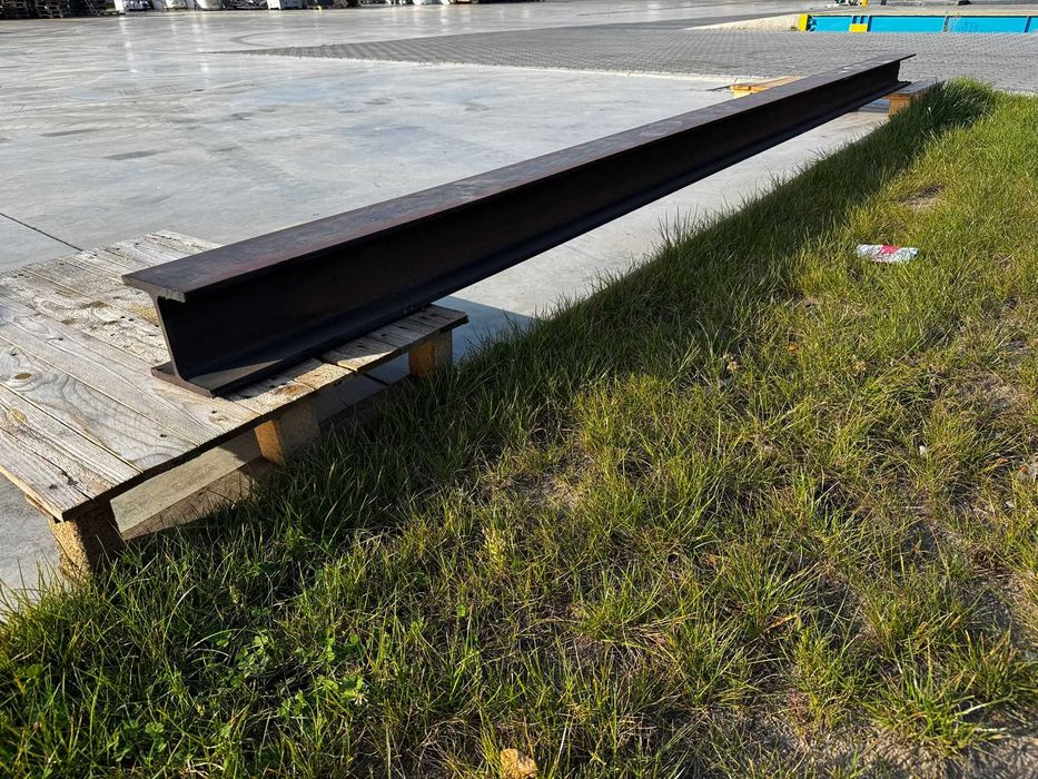 Sprzedam belkę stalową, dwuteownik HEB, 4,5 m długości