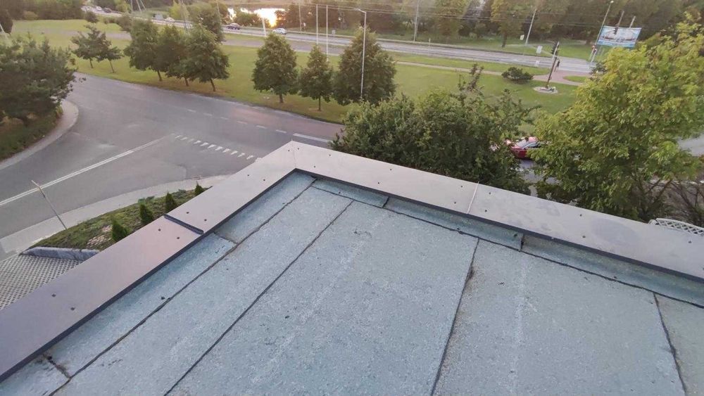 Dekarz - Dekarstwo - naprawa dachów - przecieki - pogotowie dekarskie