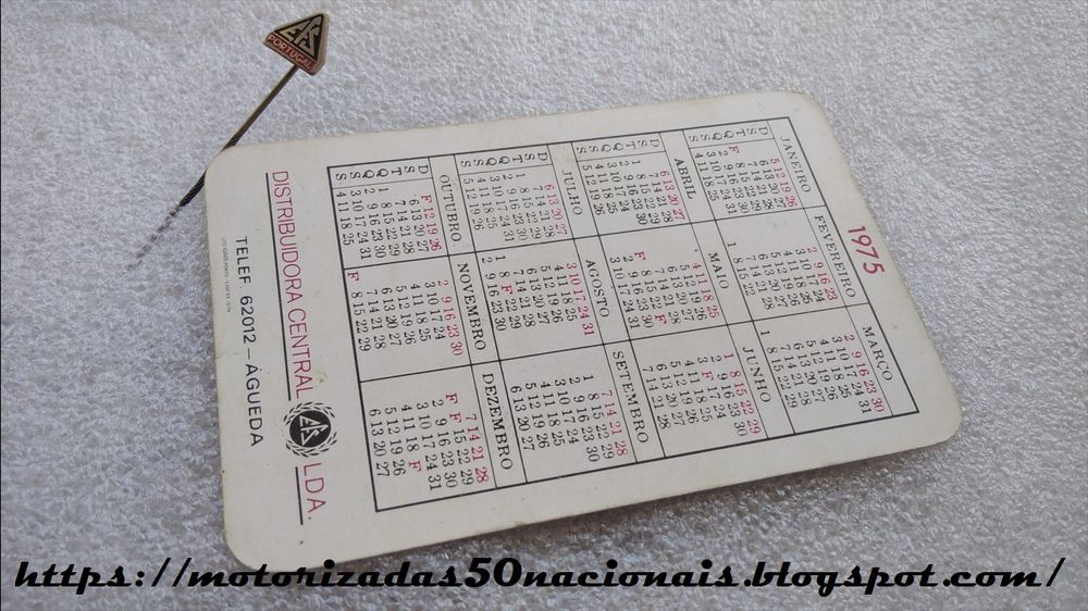 Calendário EFS de 1975 + Alfinete de Lapela EFS