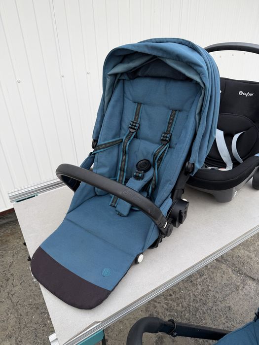 Продам універсальний візок 3в1 Cybex