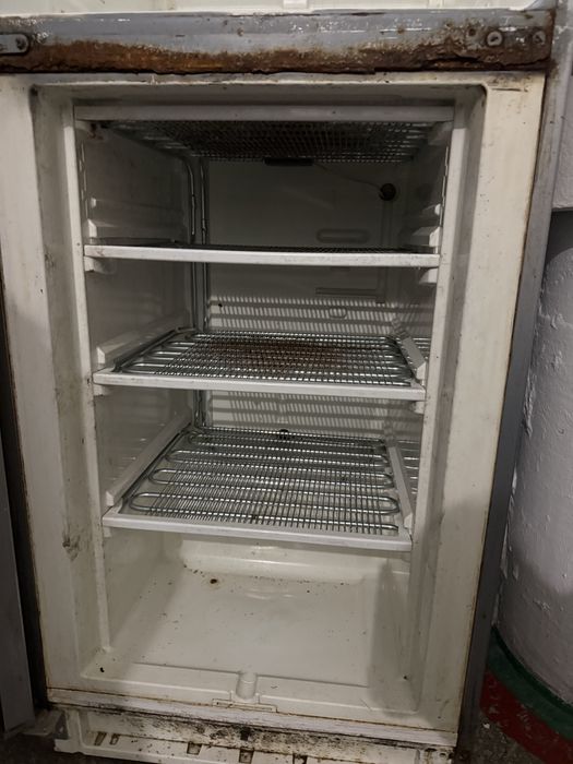 Холодильник Privileg