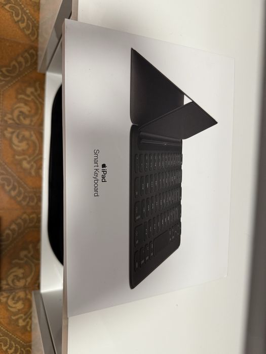 Conjunto Ipad + Smart Keyboard