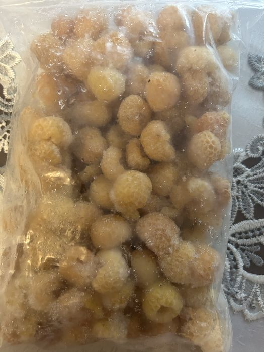 Малина заморожена