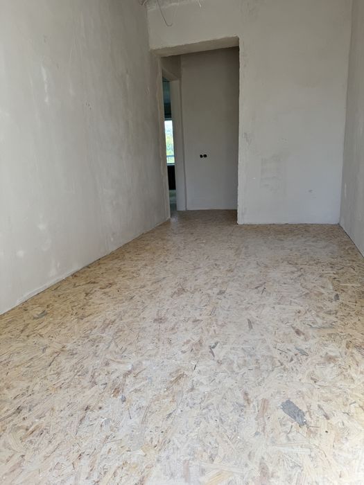 ПРОДАМ 3-х комнатную квартиру ЮГОК