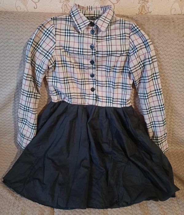 Сукня у смужку/клітинку