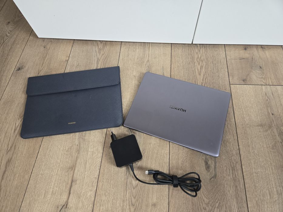 Piękny Huawei MateBook 13  512 Gb