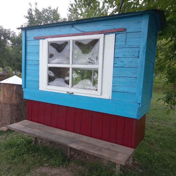 Апі будинок,вулик,лежак