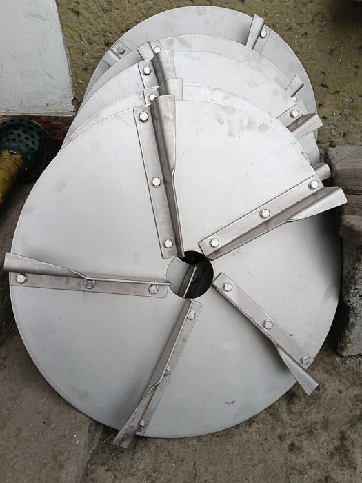 Rozsiewacz do wapna talerze do wapniarki Bredal Bruns Unia