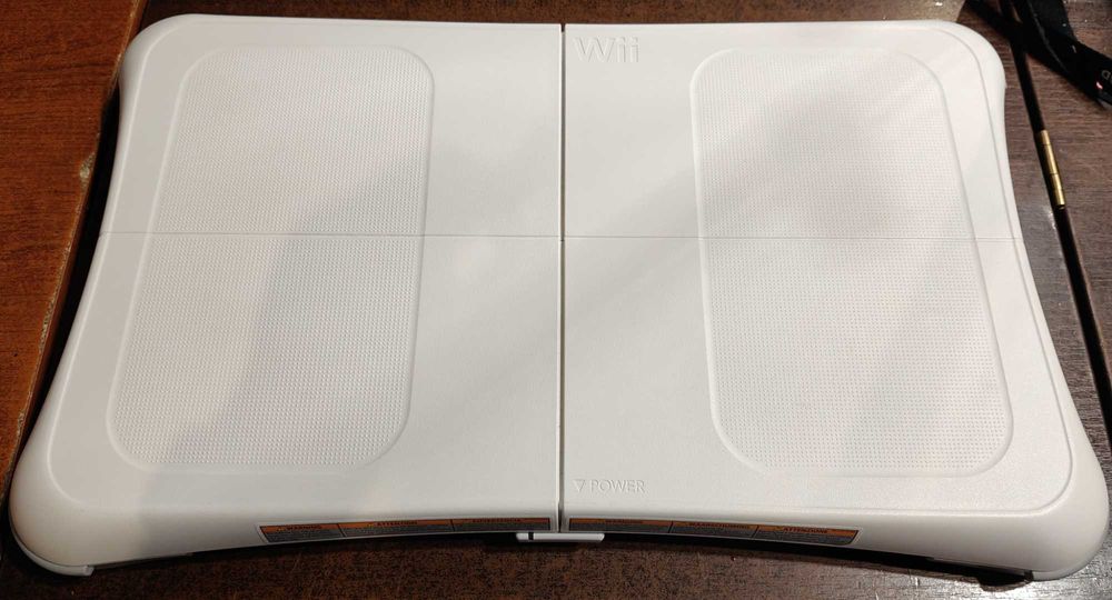 Konsola Wii RVL-001/Balance board/2xPilot/2xNunchuck/Sensor/zasilacz