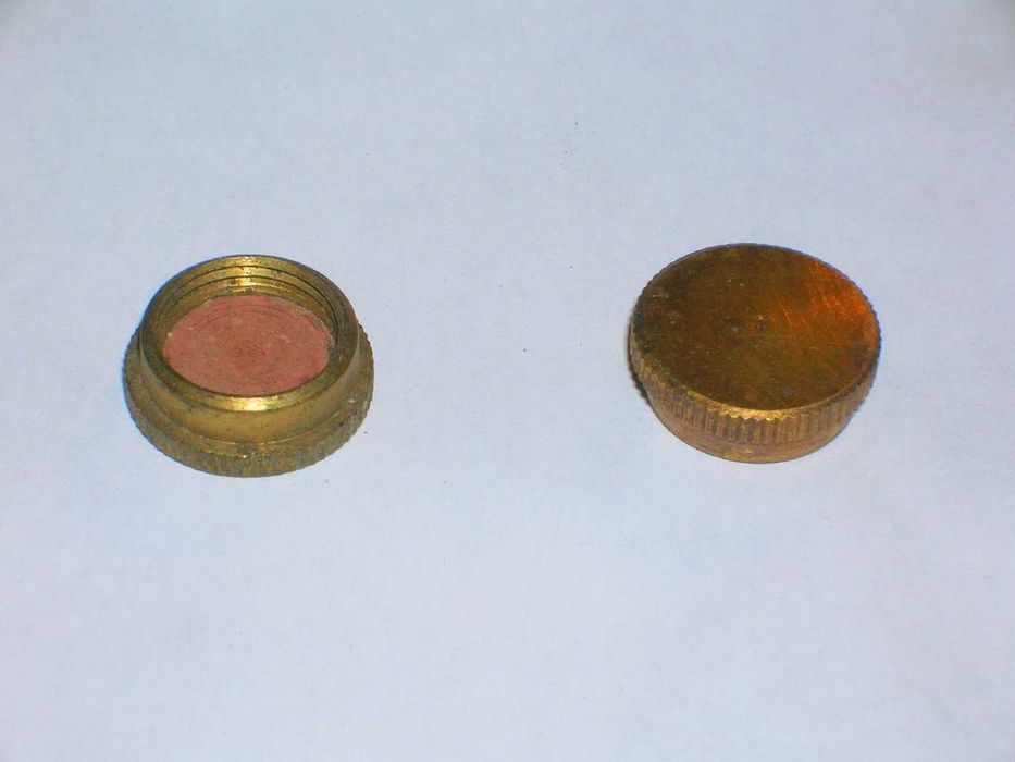 Tampa para o depósito de fogão a petróleo Hipólito e outros