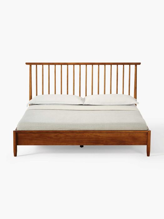 Łóżko z drewna sosnowego z zagłówkiem Windsor (Westwing)