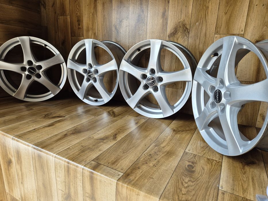 Alufelgi Borbet 17 cali 5x112 et40 7j stan idealny  Audi VW Seat skoda