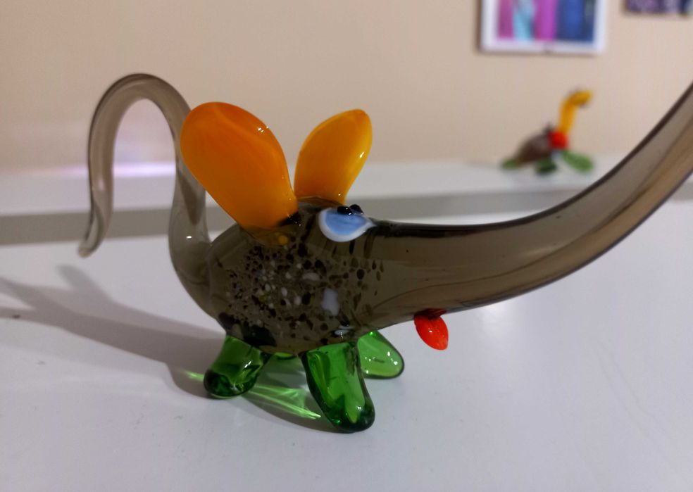 Śliczna myszka z kolorowego rwanego szkła -Murano