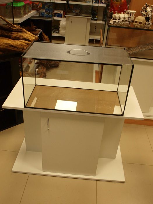 Terrarium 70x36x38 dla myszoskoczek ,myszka itp + pokrywa metal
