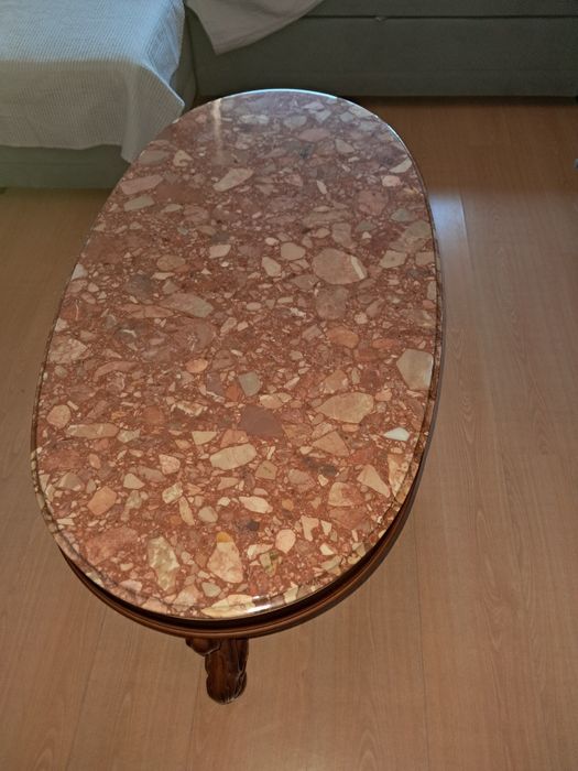 Mesa centro com pedra mármore