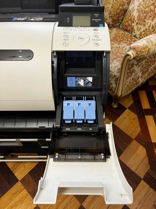 Canon ImagePROGRAF iPF670