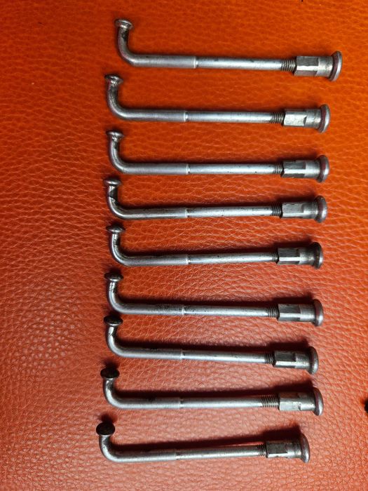 szprychy Yamaha XVS 650 koło tył oryginalne 36 sztuk