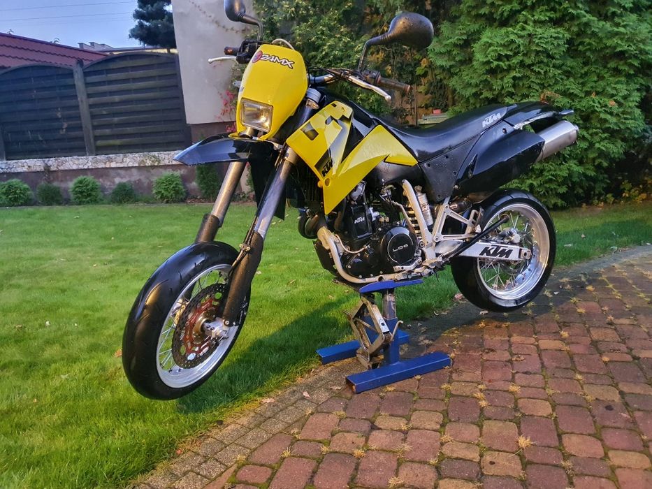 KTM LC4 640 supermoto