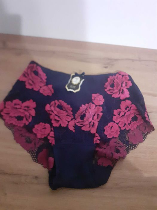 Majtki figi 46 granat róż