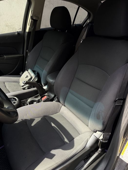 Chevrolet Cruze 2012 автомат