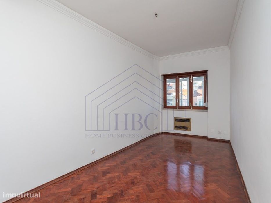 Apartamento T3 com Vista Rio - Lisboa