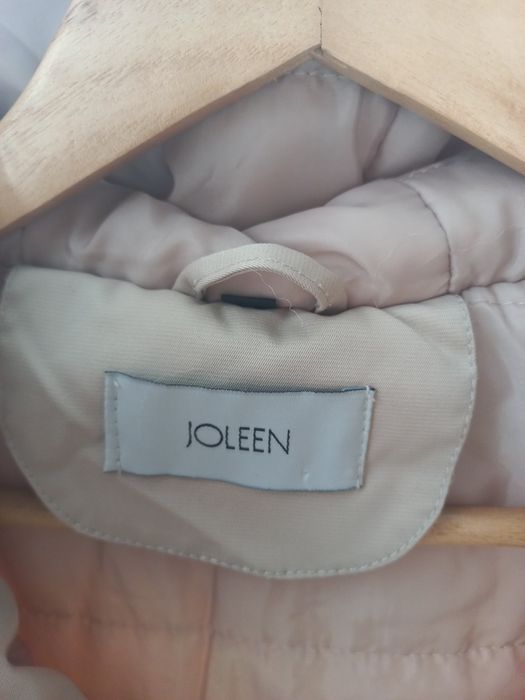 Продам женскую куртку