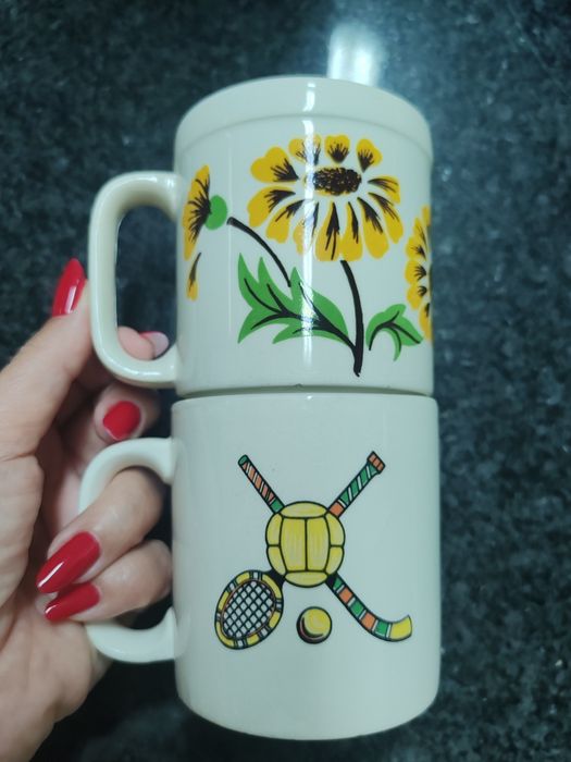 Par de canecas vintage – Fábrica de Loiça de Sacavém