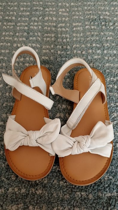 Sandálias Zippy brancas  menina (32)