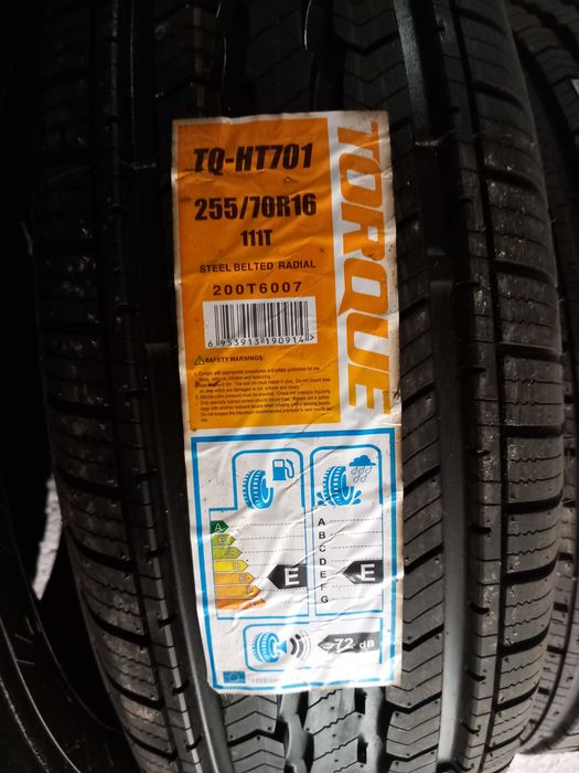 2 Pneus Novos 255/70R16 Torque