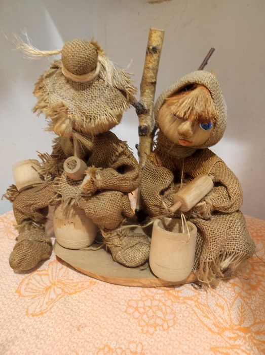 Baba z Dziadem figura rzeźba
