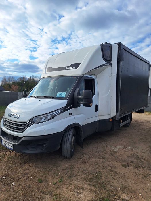 Wynajem Busa 10 ep plandeka IVECO DAILY